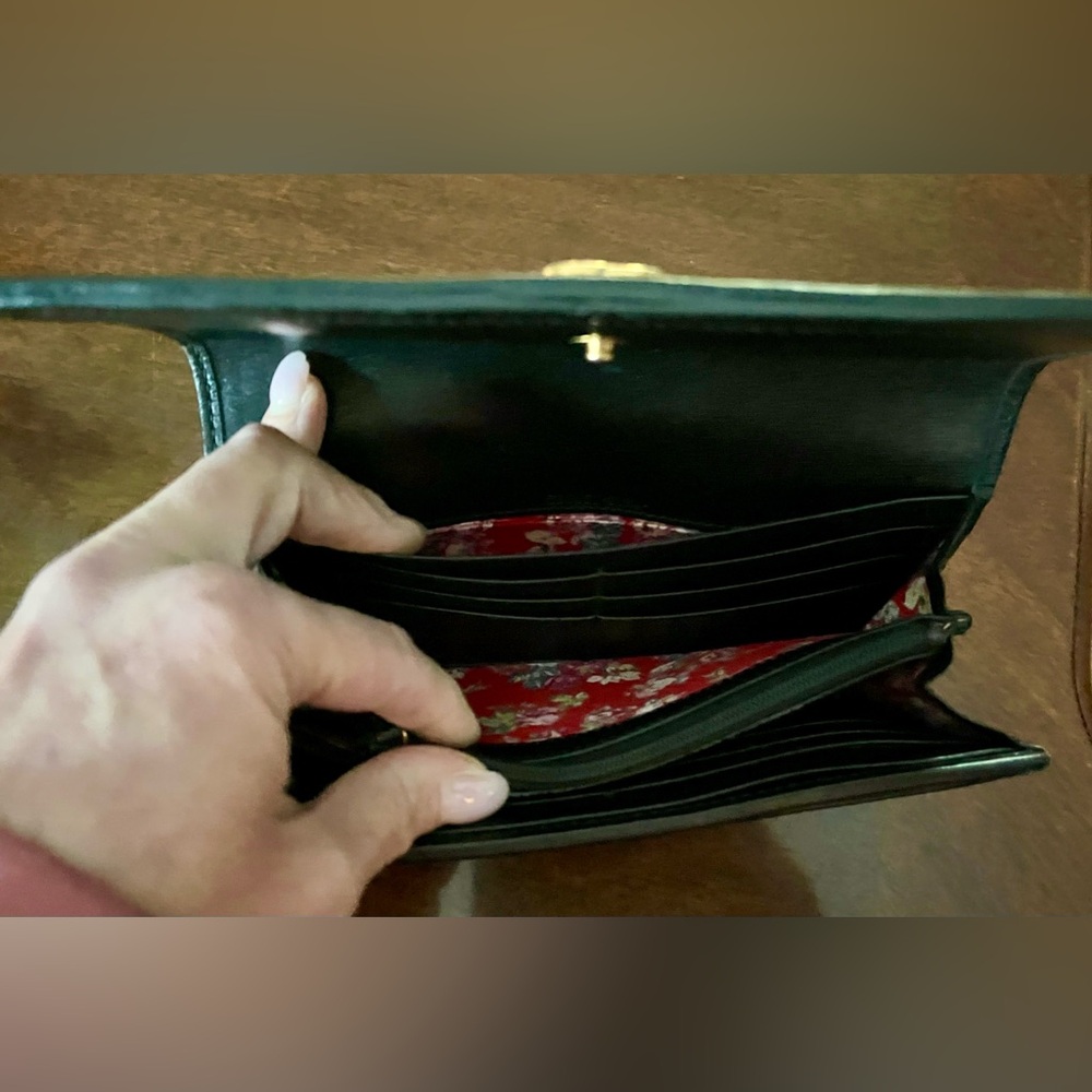 Gucci Black Ophidia Sherry Webb Line Quilted Leather Long wallet. Almost Perfect - Picture 13 of 15